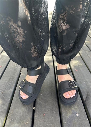 W Goldenstar Villa sandal Sort UGG 